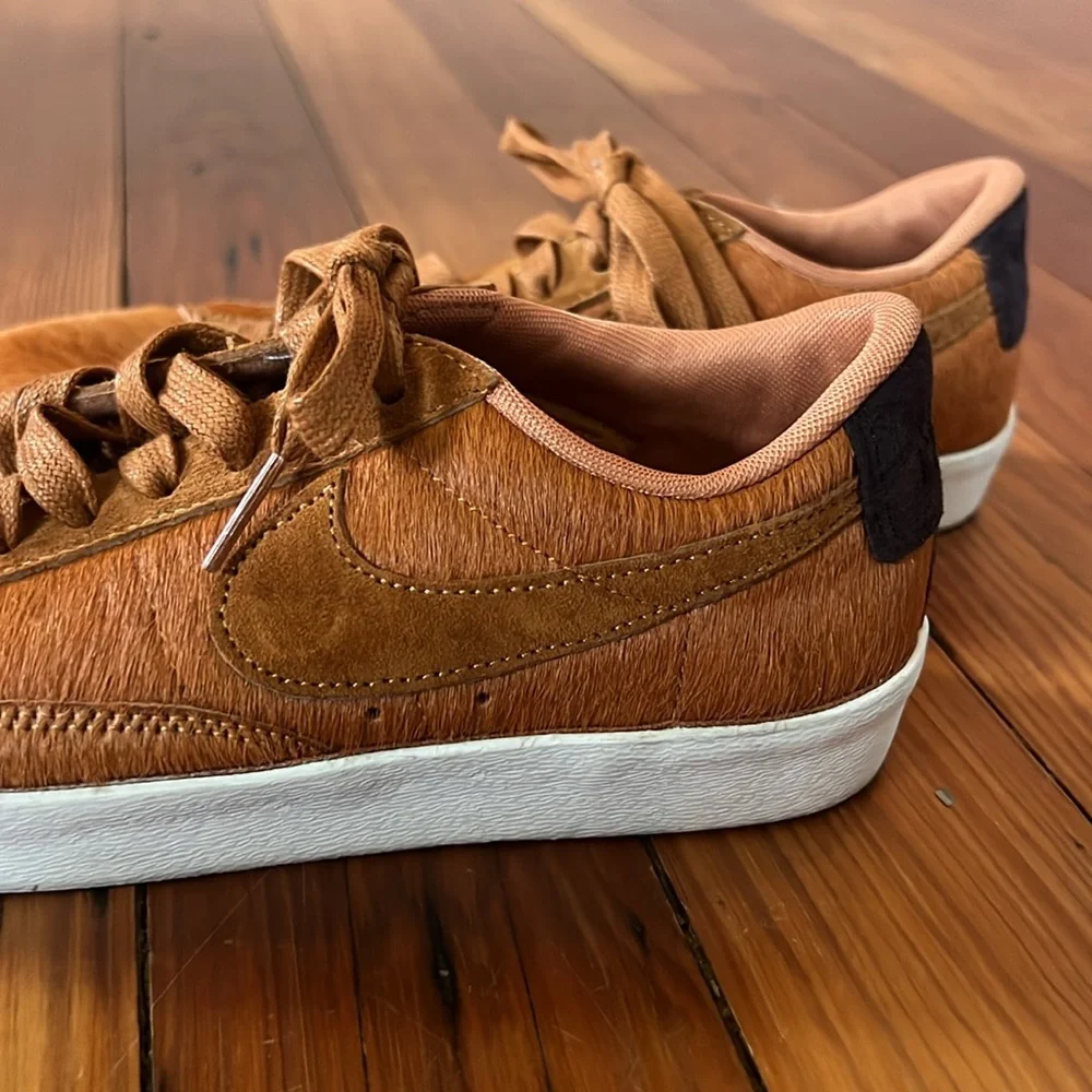 Women’s NIKE Blazer Low LX Pong Hair Fur Cider Sail Brown - Picture 3 of 6